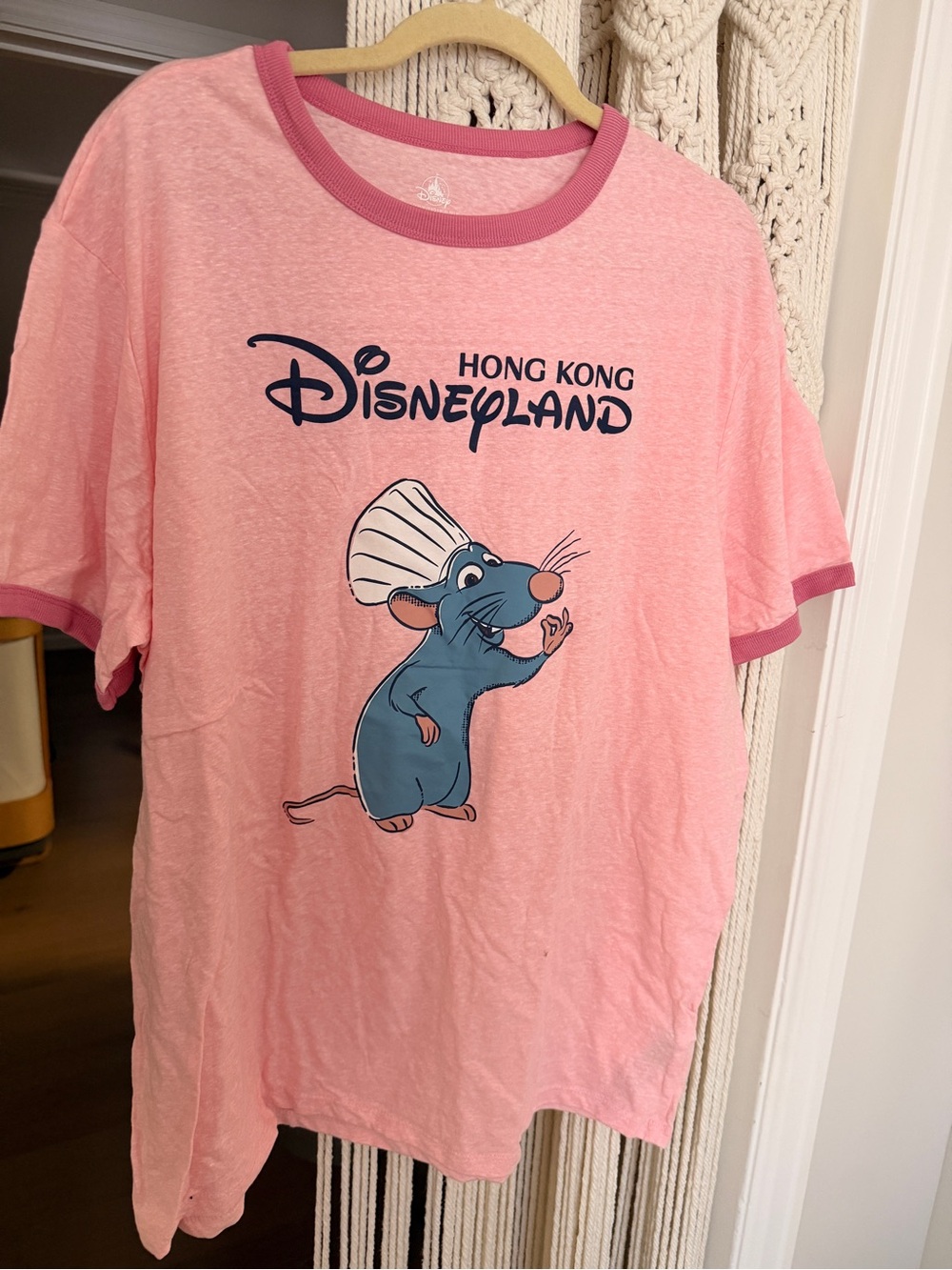 NWOT HongKong Disneyland Ratatouille Tshirt XL